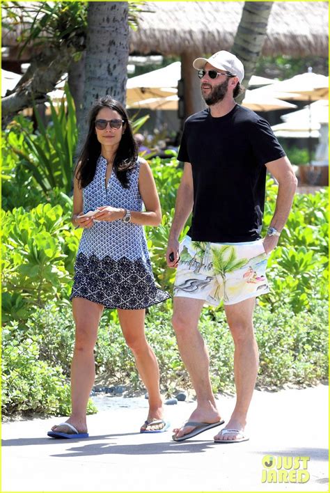 hot pics jordana brewster|Jordana Brewster is One Hot Hawaiian Bikini Mom! .